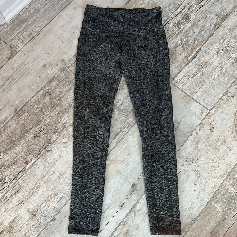 Warm Gray and Brown Tweed style pocket full length legging from Champion-Size S